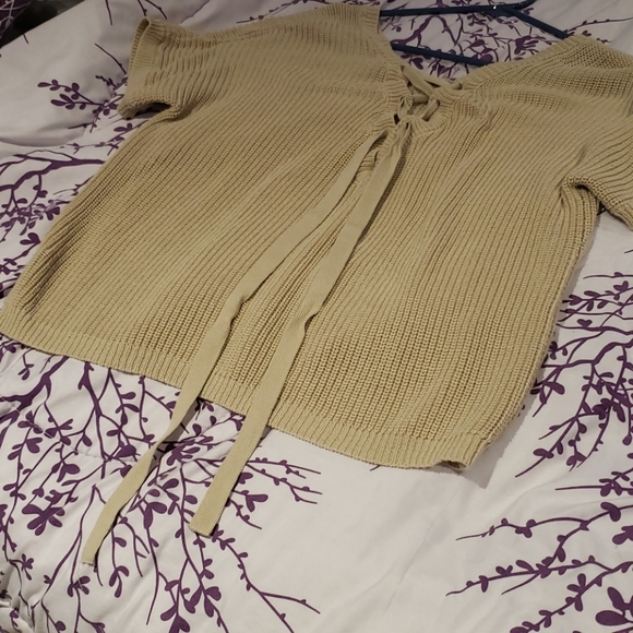 Textured Cream Top - Picture 8 of 16